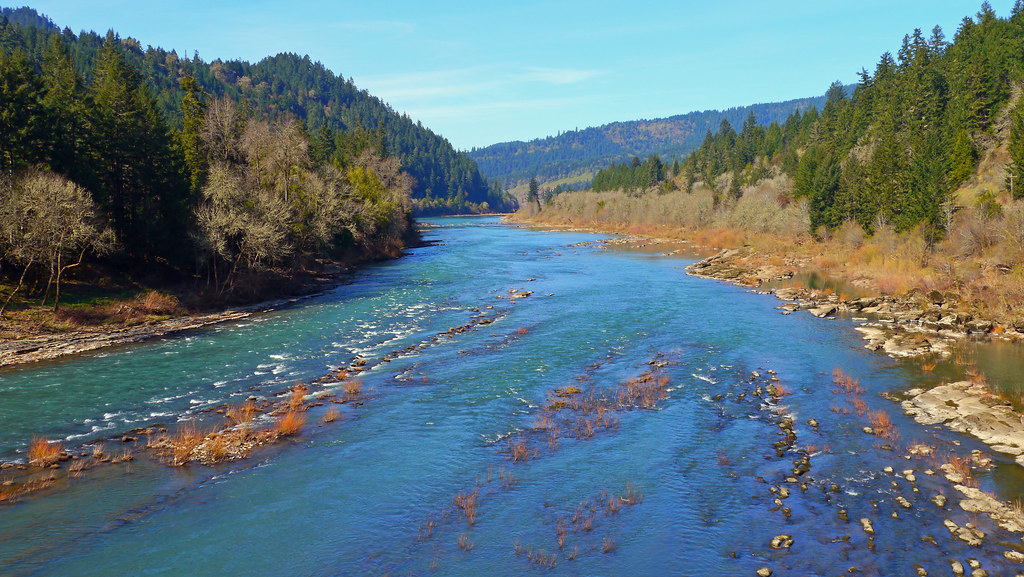 North Umpqua River, Douglas County, Oregon Renowned for ou… Flickr