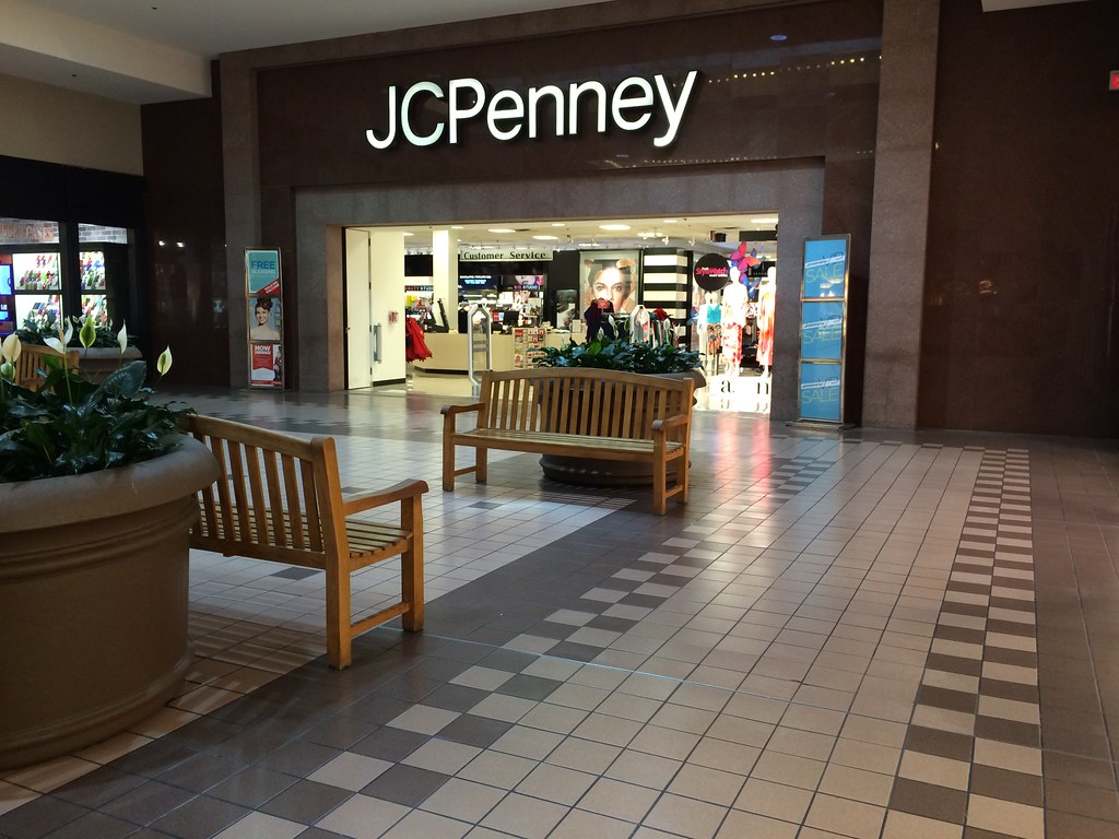JCPenney Barnes Crossing Mall Tupelo, MS Mike Kalasnik Flickr