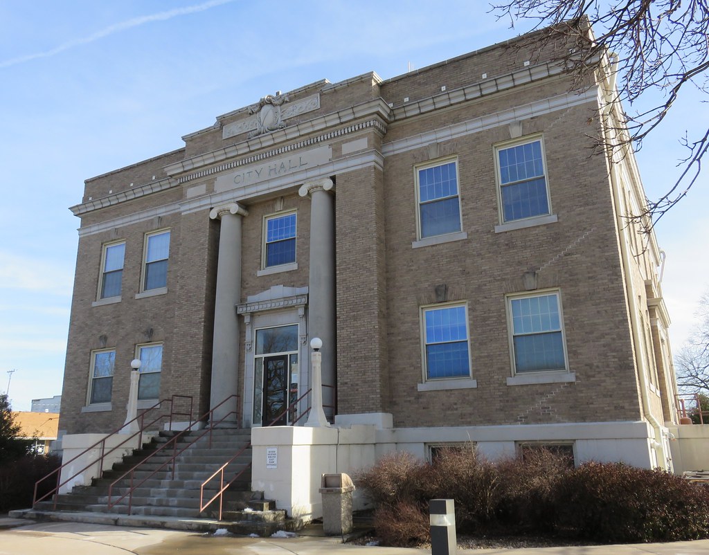 Aurora, Missouri City Hall Located in the heart of the tow… Flickr