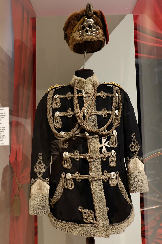 Leib Husaren uniform of Kaiser Wilhelm II Royal Museum of … Flickr