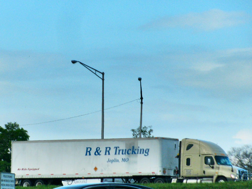 R&R Trucking Cascadia Nashville, TN tnsamiam Flickr
