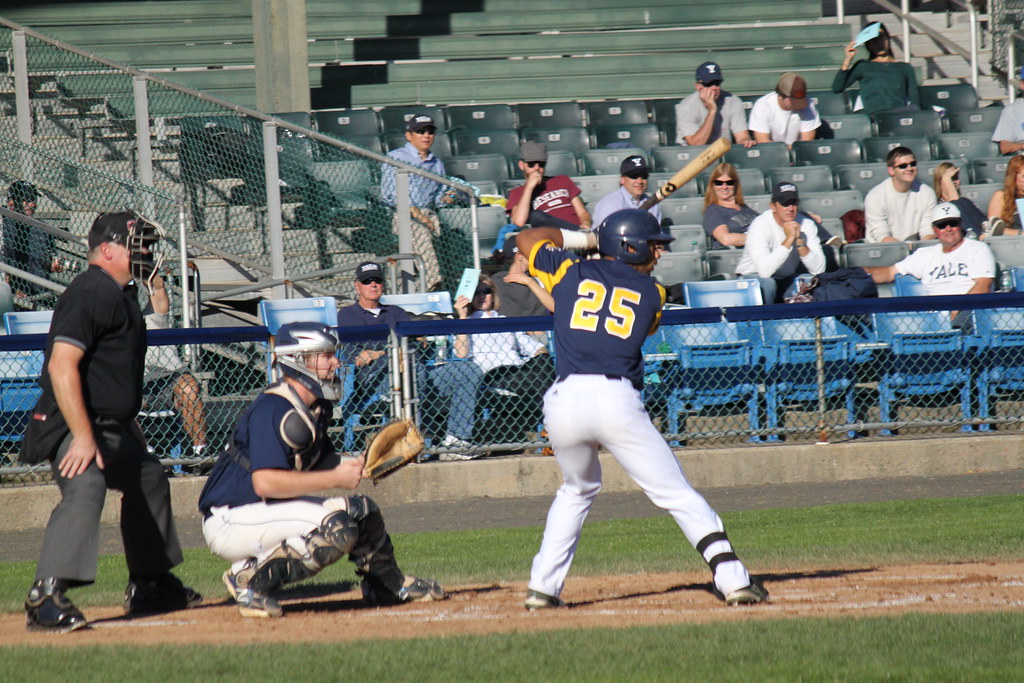 IMG_2739 Quinnipiac Baseball Yale Donna Donaghue Flickr