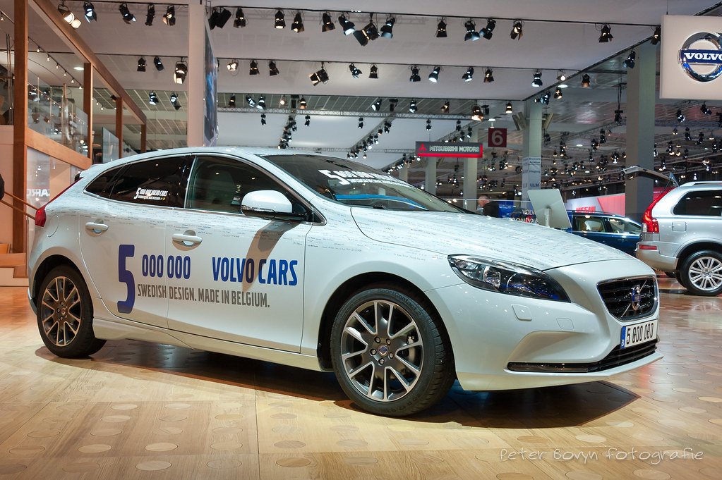 Volvo V40 5.000.000 Volvo Cars Swedish Design Made in Belg… Flickr