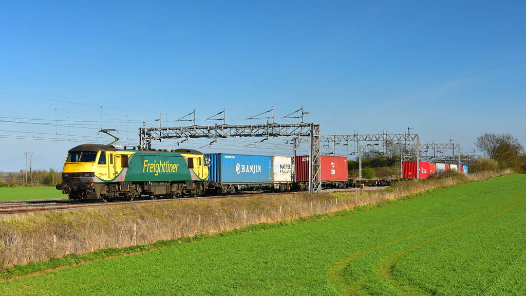 Classmate 90045 in the latest swoosh livery passes Whittington Lane, Atherstone a photo on