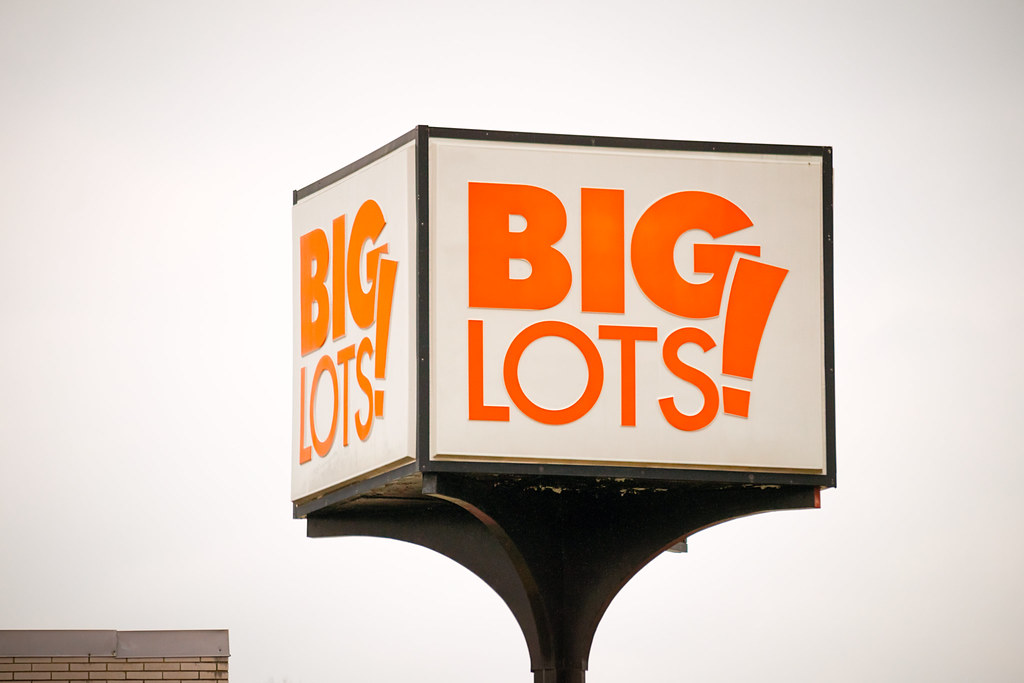 Big Lots Cube... Kroger has been gone from Pennsylvania fo… Flickr