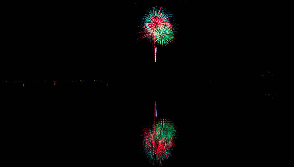 Delafield Fireworks 2015 Ray Flickr
