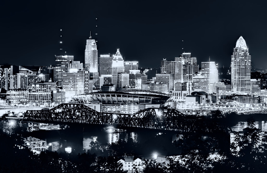 The skyline of Cincinnati, Ohio, U.S.A. / The Queen City Flickr