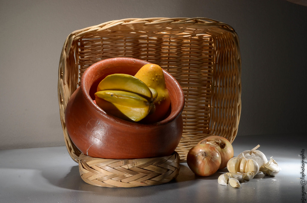 DSC_1006 Single Light, Bulb, f16 pjcayson la photographia Flickr