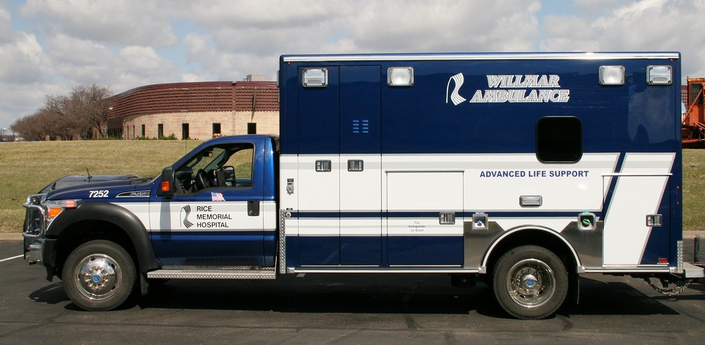 Willmar MN Ambulance in St. Paul, MN PHD280 Flickr