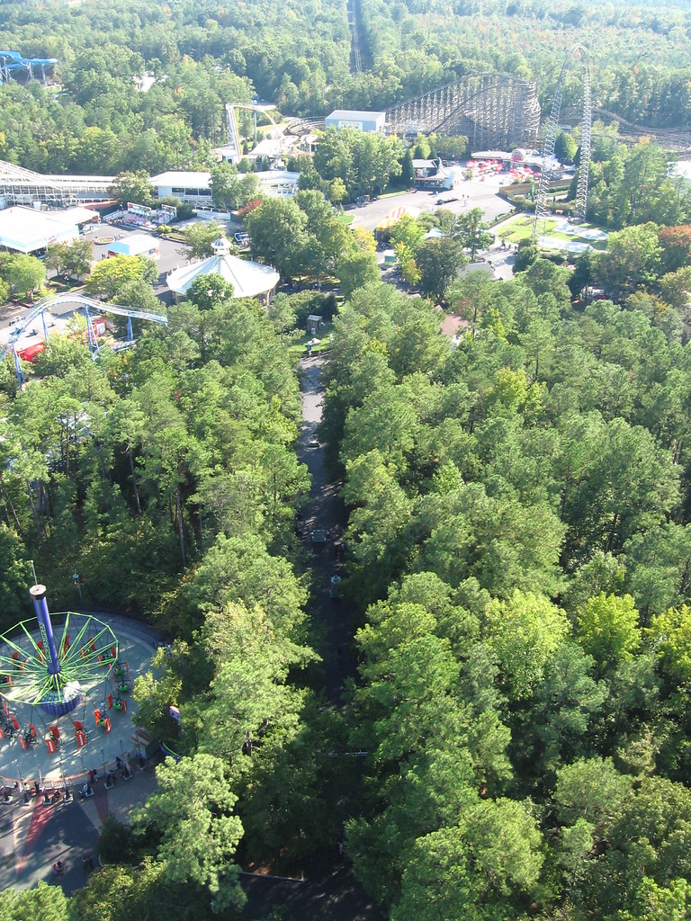 Kings Dominion 2008 16000 Theme Park Way Doswell, VA 23047… Brad