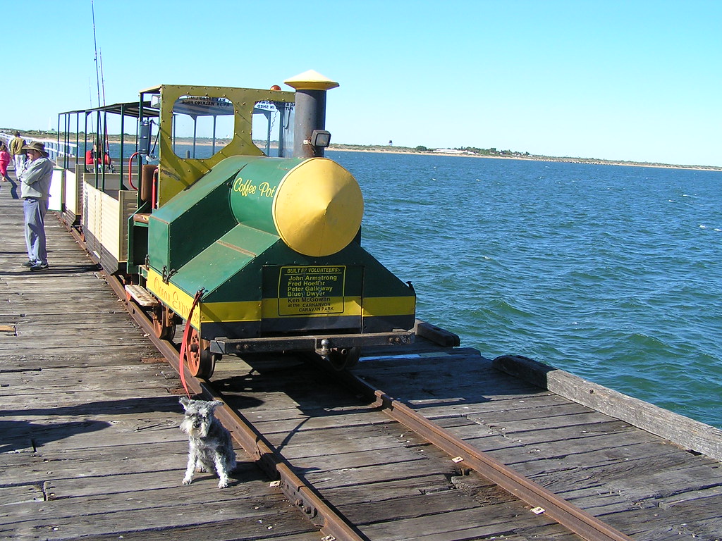 Coffee Pot Train on the One Mile Jetty, Carnarvon, WA 2005… Flickr