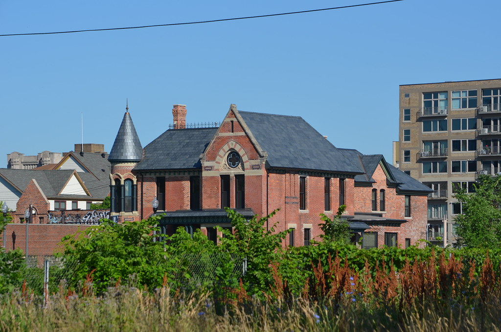 Detroit Brush Park Ransom Gillis House from Adelaide … Flickr