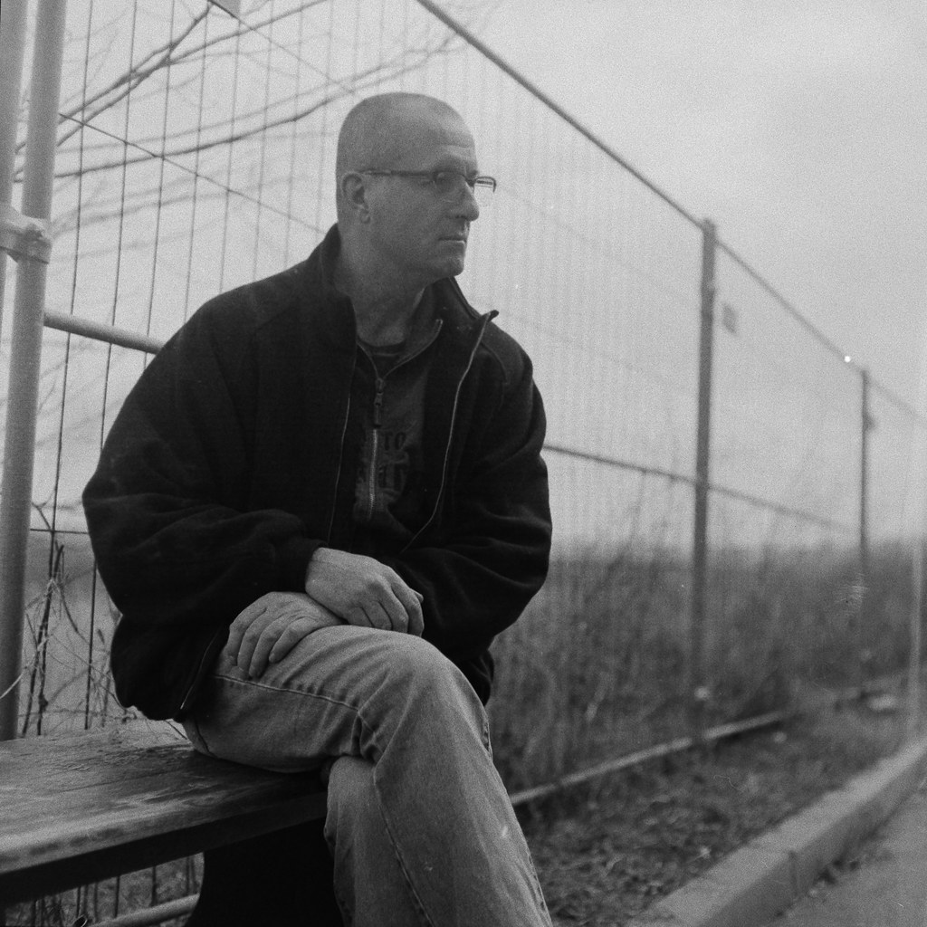 c220 ilford hp4 125asa orwo a49 shutter speed 1/500 f2.8 Flickr