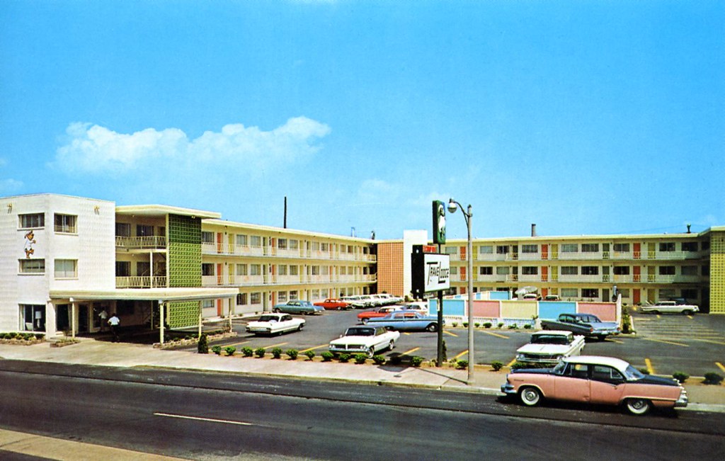 Memphis Crump Blvd Travelodge Memphis TN 180 E. Crump Blvd… Flickr