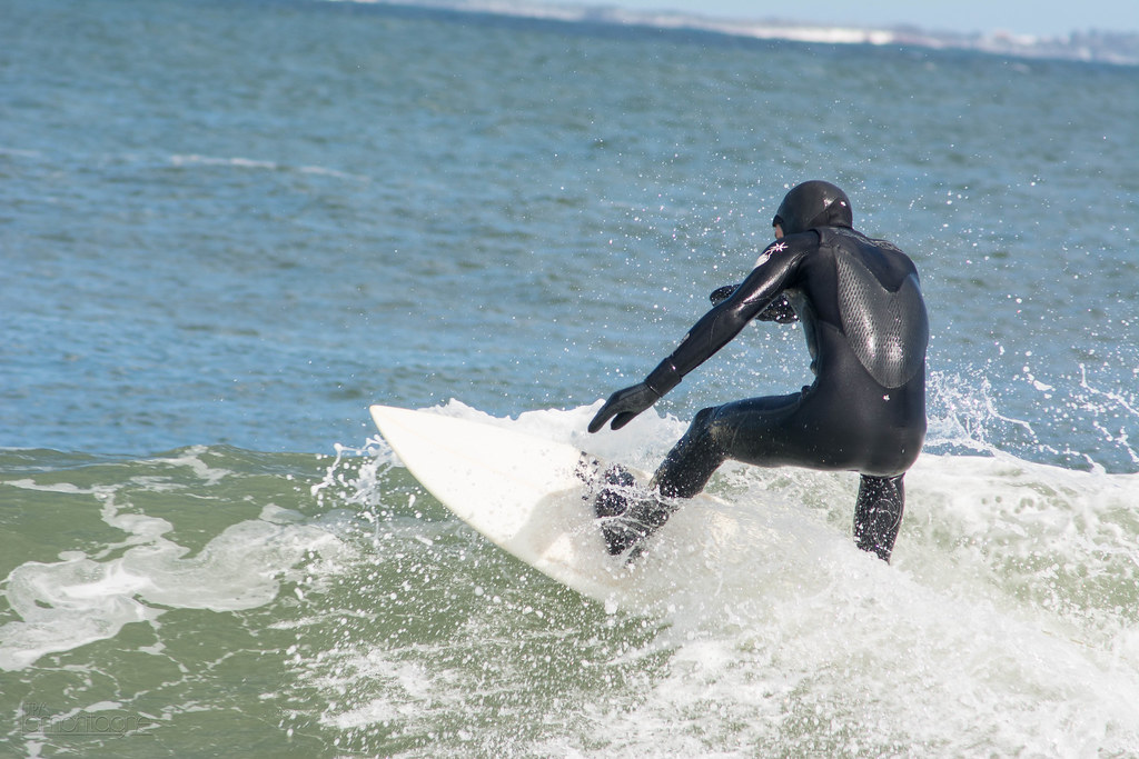 Spring Surfing in Nova Scotia Surfers brave the 2C teperat… Flickr