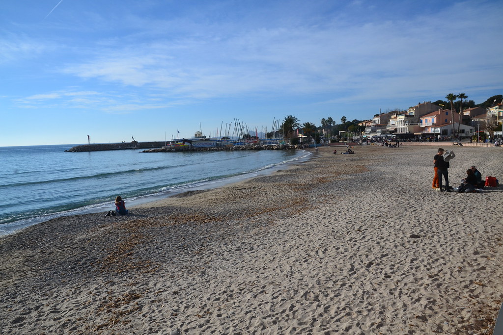 SaintCyrsurMer en hiver Jeanne Menjoulet Flickr