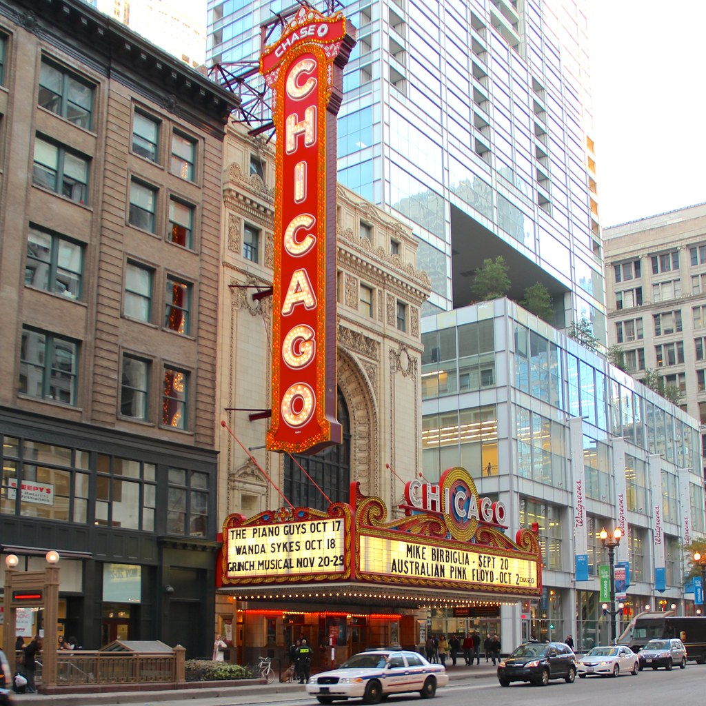Chicago Theater Completed 1921. Architects Rapp & Rapp. Hans