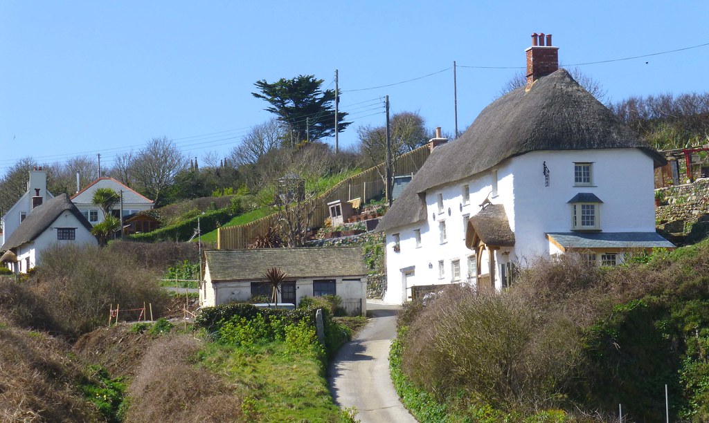 Church Cove, Lizard, Cornwall, England A small village on … Flickr