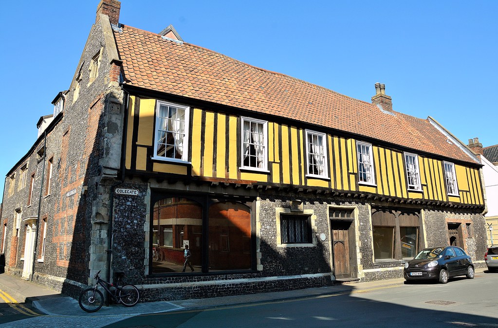 20736 The Grade II* Listed Bacon's House, on the corner of… Flickr