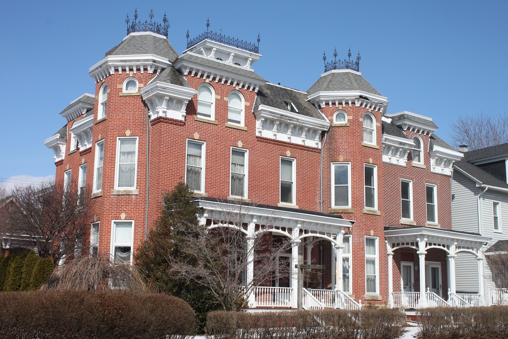 Broad Avenue Italianates, Altoona, PA Joseph Flickr