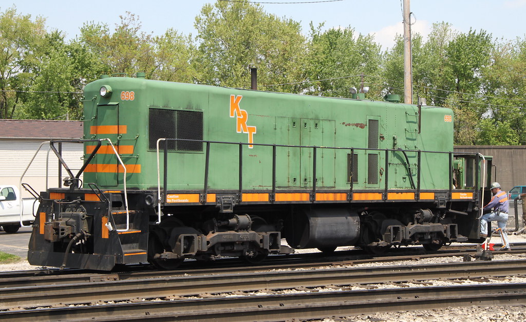 KRT0698IMG_0477 KRT 698 Ceredo, WV 21April2010 Warren Calloway Flickr