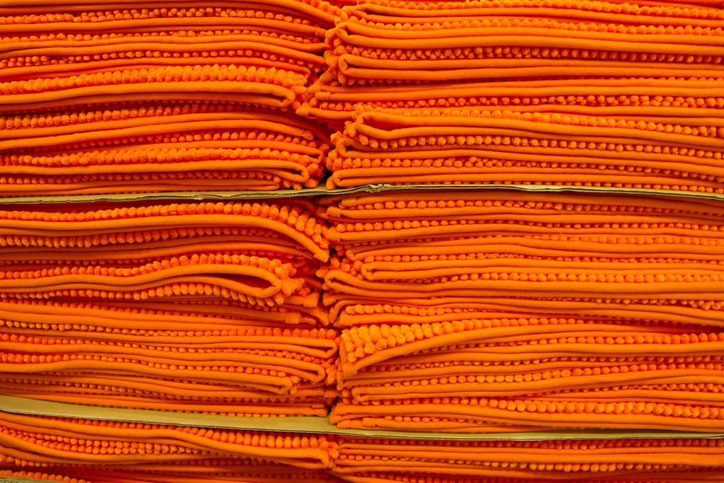 18/52 Detail of an Ikea bathroom carpet stack on theme 18/… Flickr