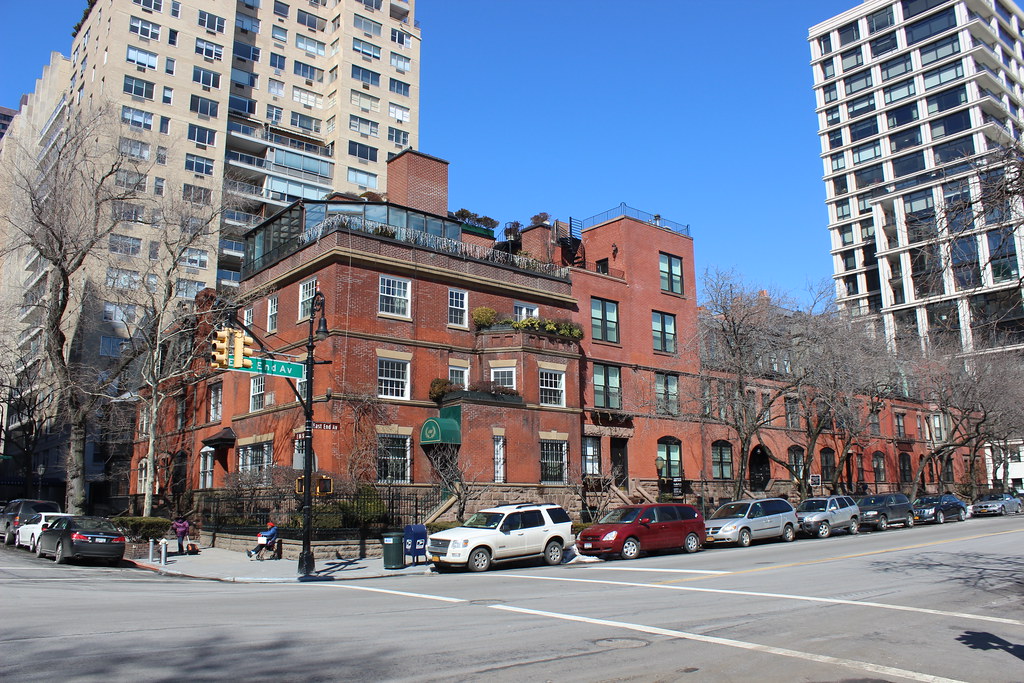 Henderson Place, Yorkville Henderson Place (188182) Archi… Flickr