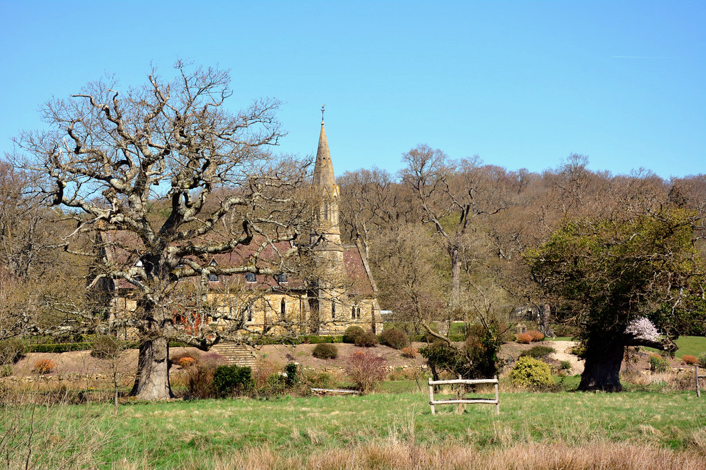 The Chapel The private chapel for the Bayham Abbey Estate,… Flickr