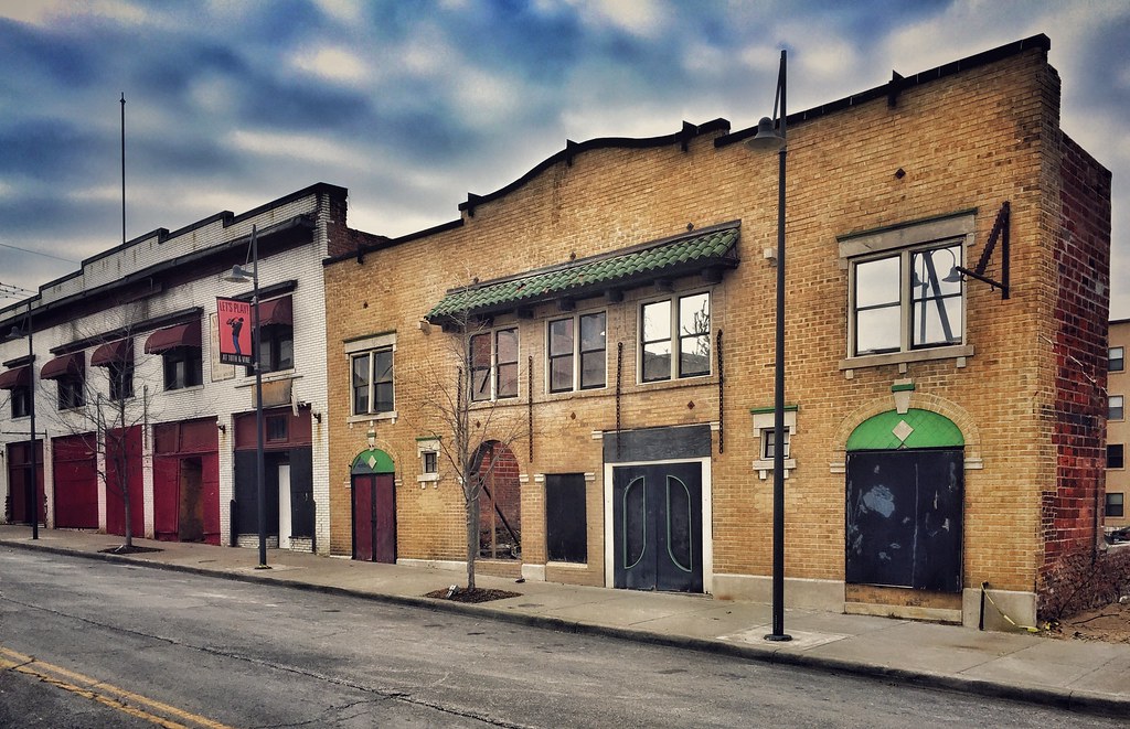 DREAMING OF PAST LIVES VINE Street Kansas City, Missou… Flickr