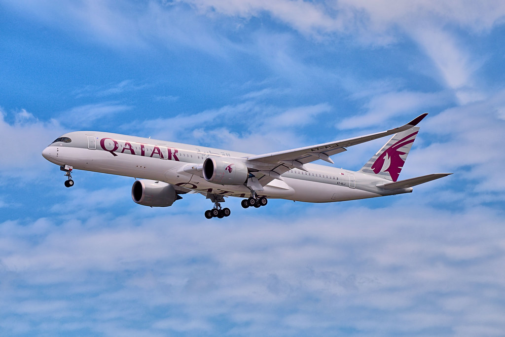 Qatar Airways A359 QTR946 / QR946 from DOHA, QATAR, Hamad … Flickr