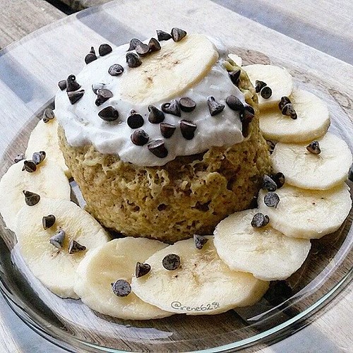 Yeeeees! Finally it's Friday! Extra cuddles this morning w… Flickr