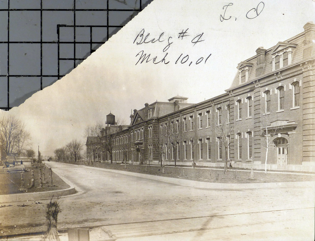 Philadelphia, PA Naval Shipyard Building 4 (in 1901) Flickr