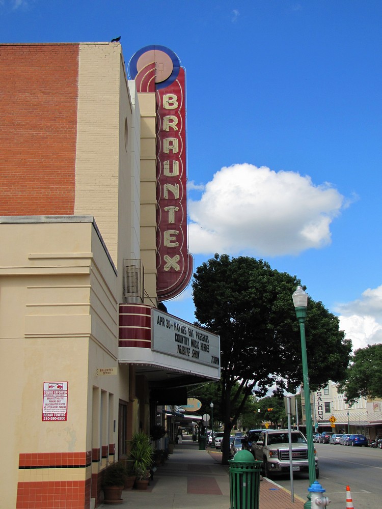 Brauntex Performing Arts Theatre Located in New Braunfels,… Flickr