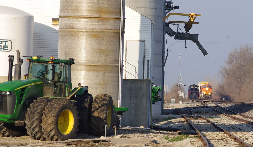 Rural Missouri a sunny morning at Norborne,MO3/23/15 Mark Herren