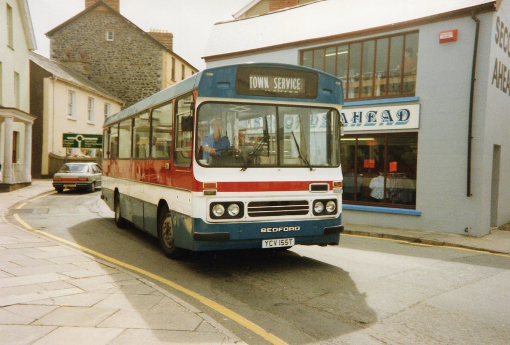 Wales Fishguard Bedford bus Richard's Bros YCV155T Bedford… Flickr