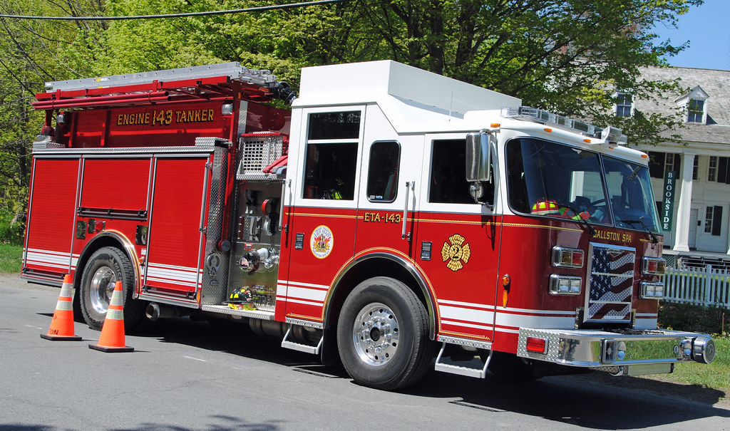 Ballston Spa Engine Tanker Ballston Spa, NY zamboniman Flickr