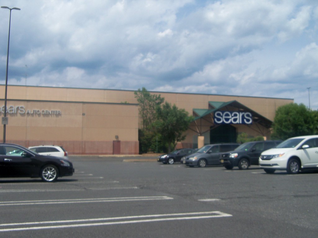 Sears Freehold, NJ Freehold Raceway Mall, 3710 Rt. 9; op… Flickr