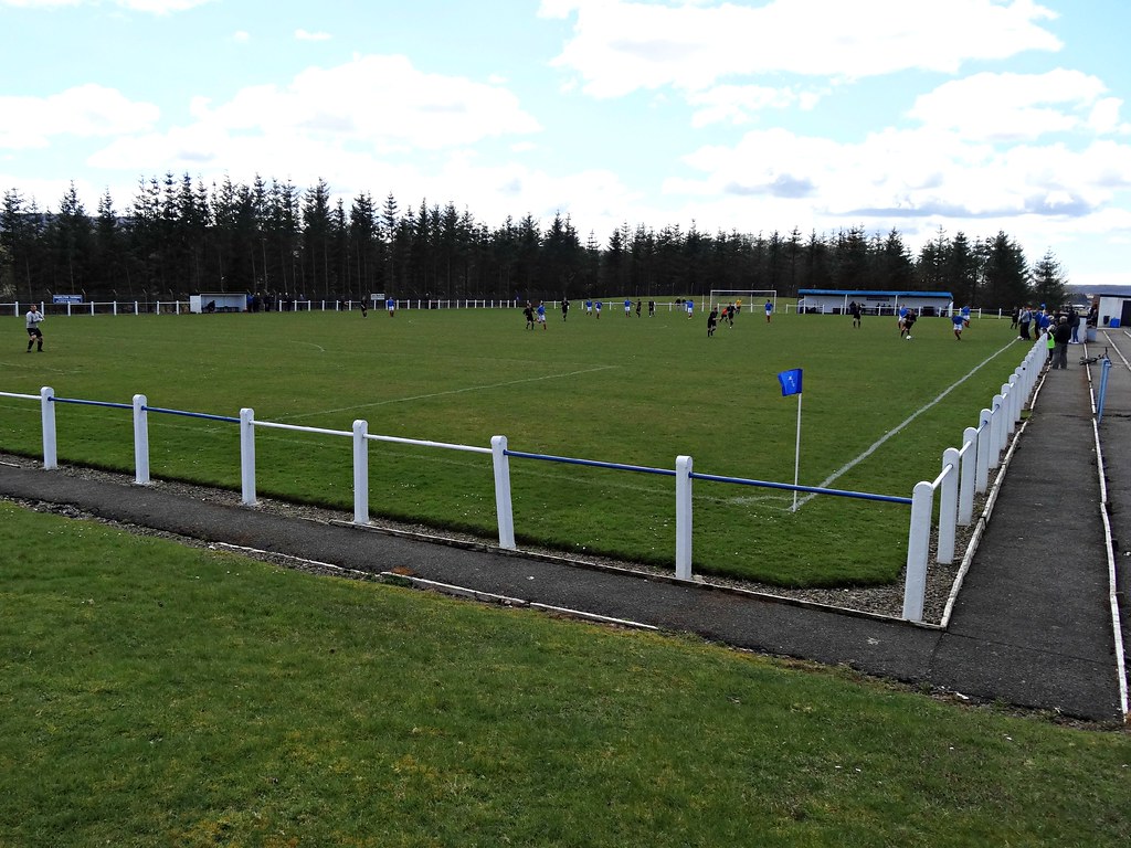 Burnside Park, Muirkirk Muirkirk v Annbank United, Ayrshir… Flickr