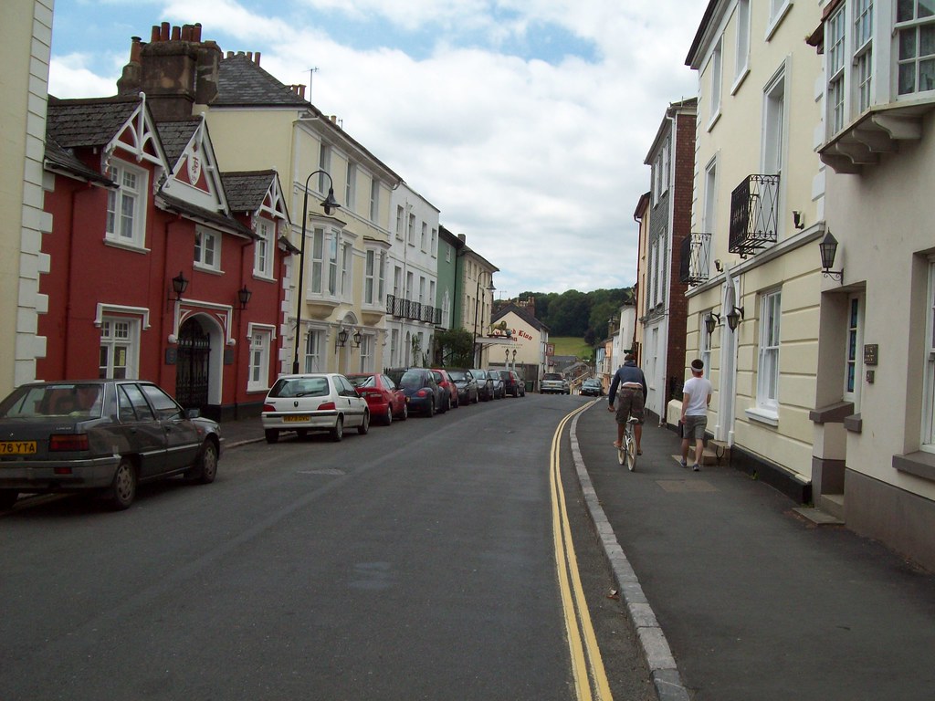 Golden Lion, East Street, Ashburton, Devon Max Hanna Flickr