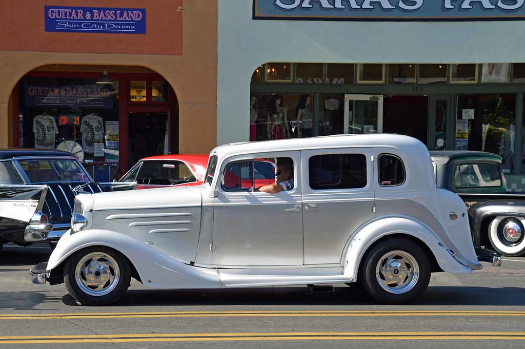 Hot Rod Weekly classic car show El Cajon, CA Main Street a… Flickr