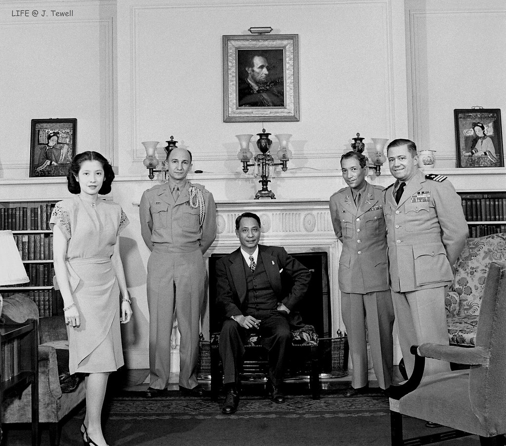 Philippine President Manuel Roxas and daughter visit to Wa… Flickr