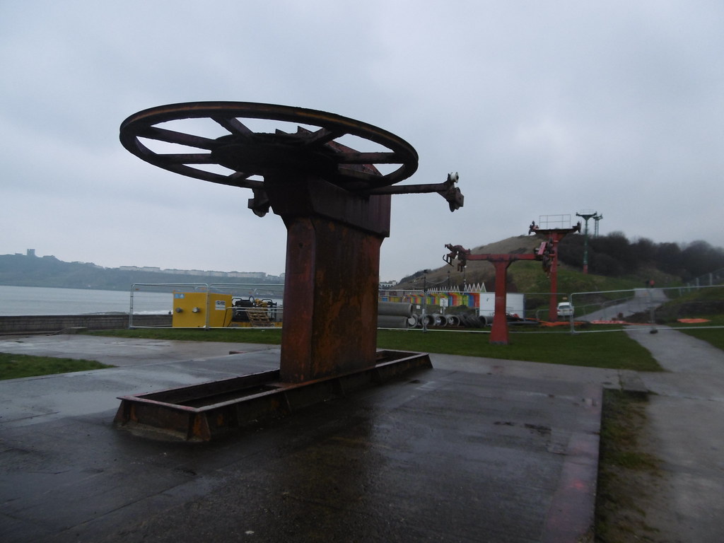 Marvels Fun Park site, Scarborough Charlift boarding sta… Flickr