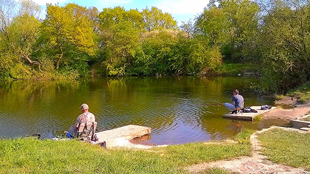 History Of Chippies Quarry Fishing Lakes 🎣 Scholes , Leed… Flickr