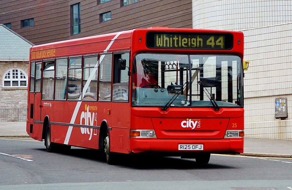 Plymouth City Bus Plaxton Pointer Dennis Dart (25) Flickr