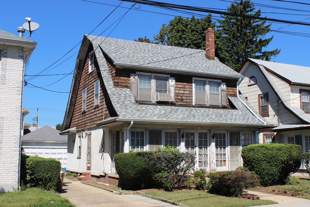 22403 93rd Rd., Queens Village Dutch Colonial House (1920… Flickr