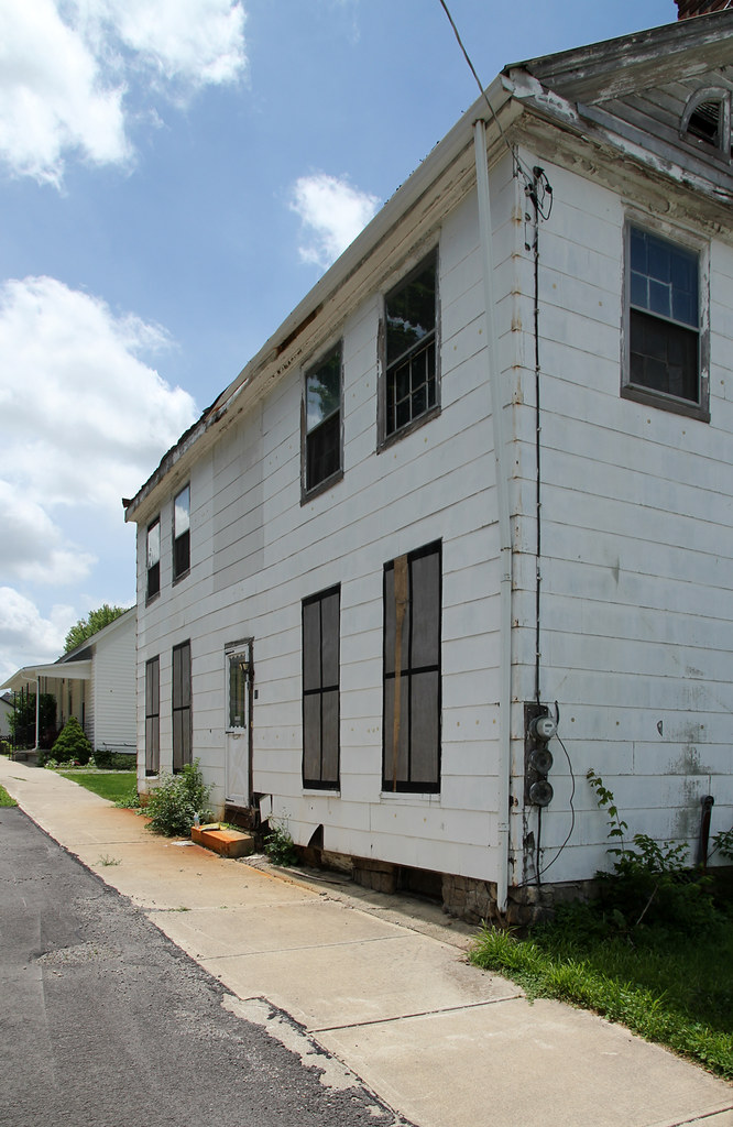 House — New Vienna, Ohio Christopher Riley Flickr