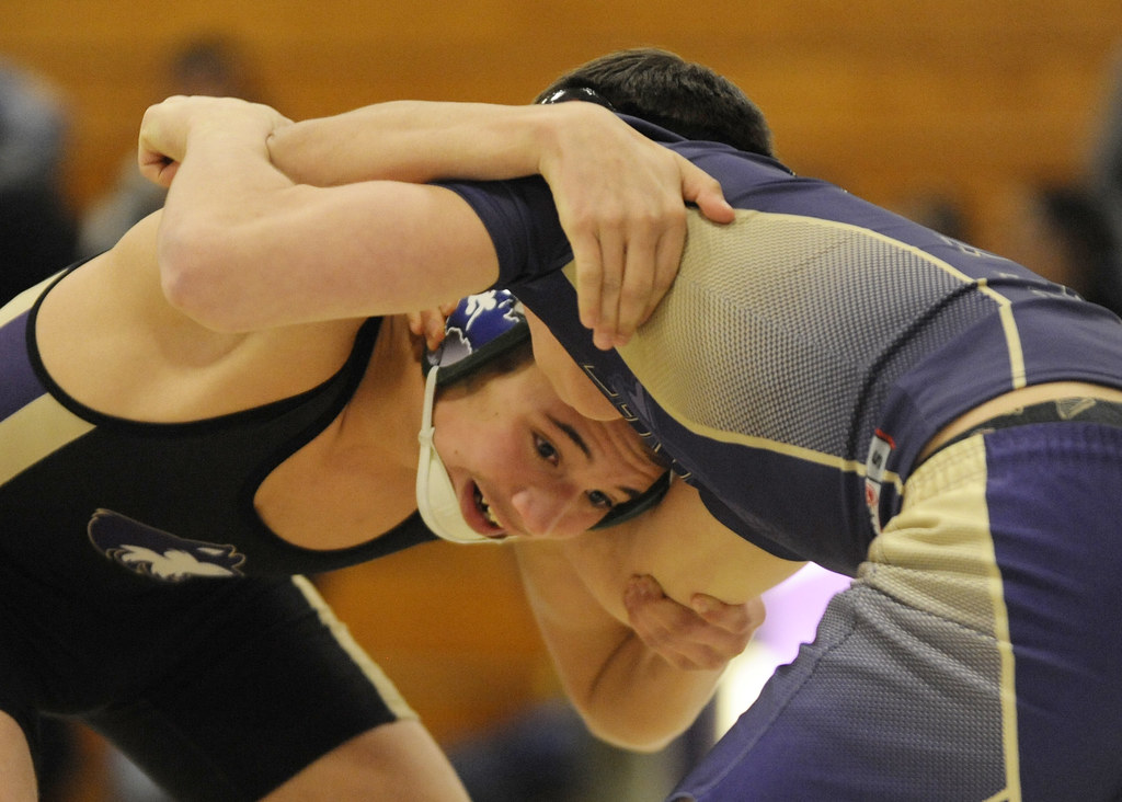 SHS wrestling vs. North Kitsap, 12/14/16 Flickr