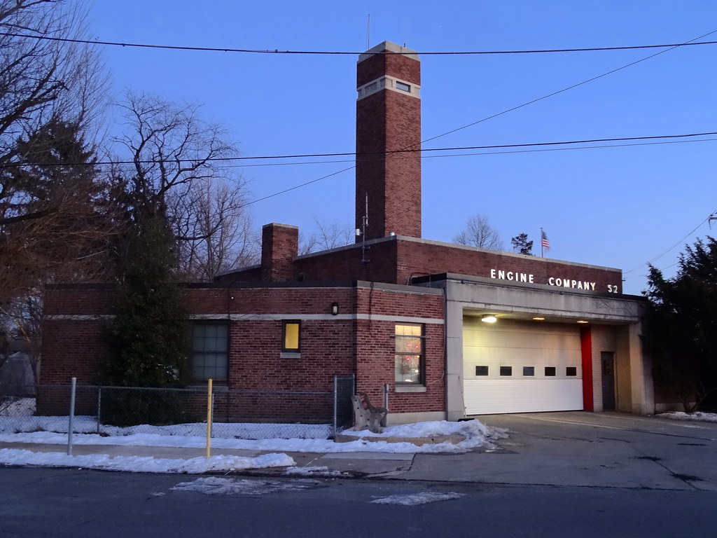 PFD Pipeline 52 Station Philadelphia Fire Department House… Flickr