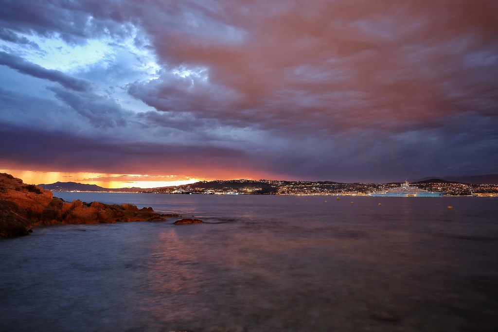 ANTIBES cap d'antibes plages des ondes coucher de so
