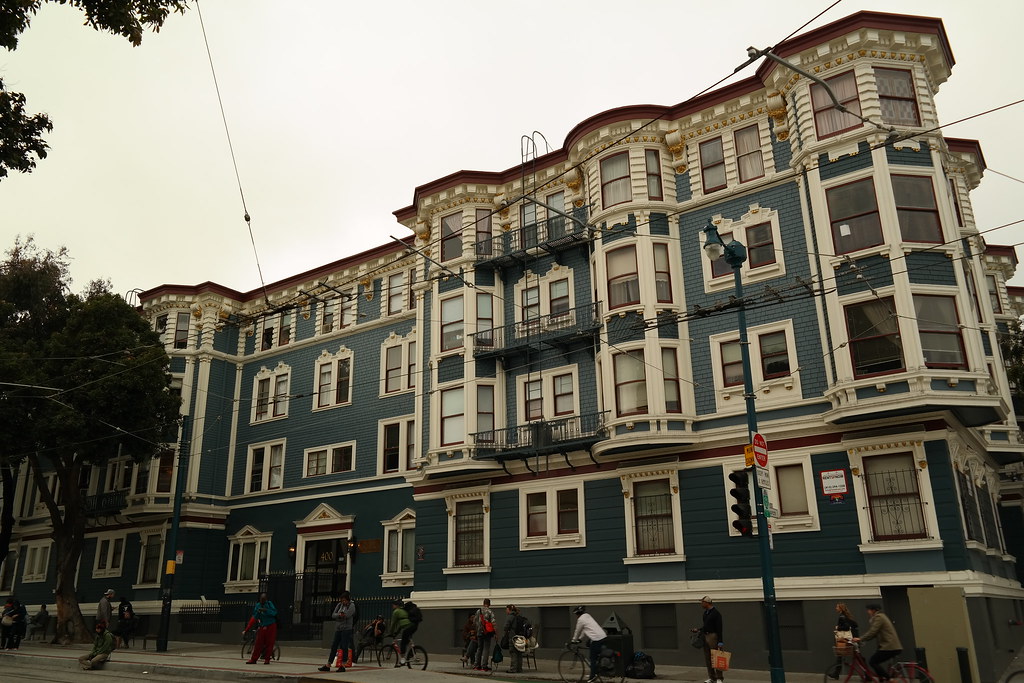 Duboce Apartments, April 2015 Jeff Reuben Flickr